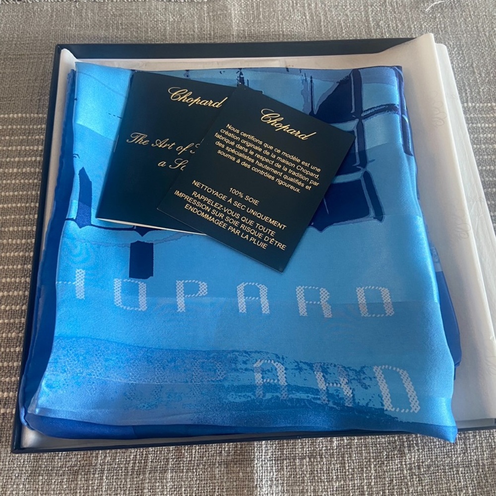 Chopard Blue scarf - Picture 2 of 2